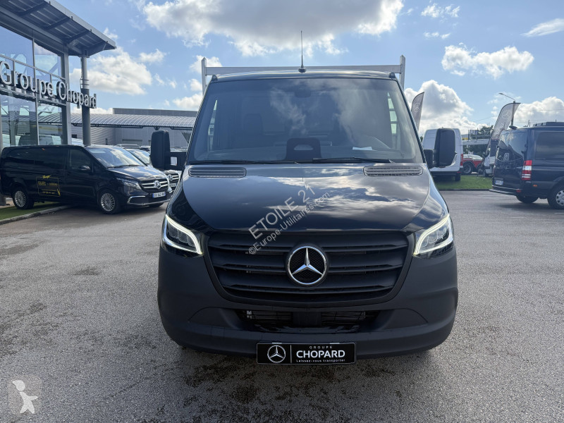 عربة نفعية Mercedes SPRINTER CHASSIS CAB 319...