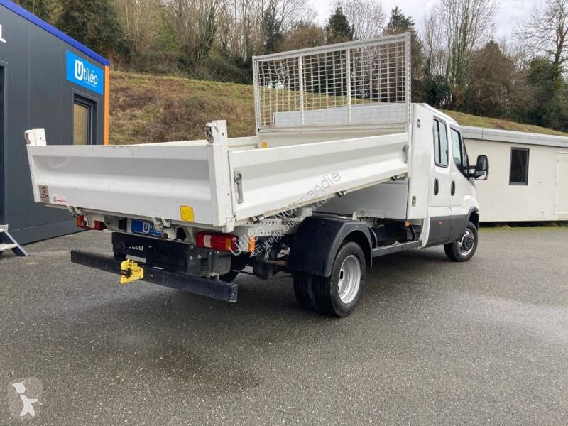 عربة نفعية Iveco