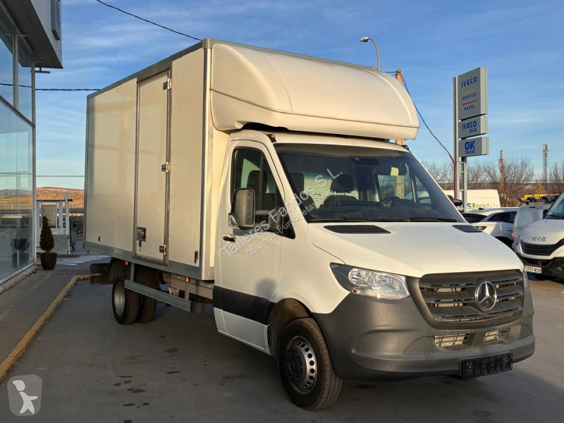 Furgoneta Mercedes MERCEDES SPRINTER 515 20m3