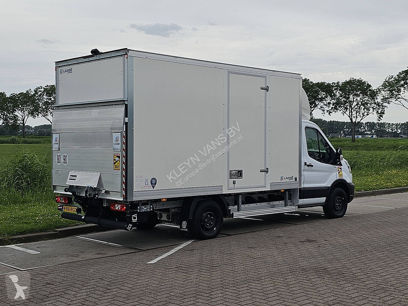 عربة نفعية Ford Bakwagen Laadklep! E