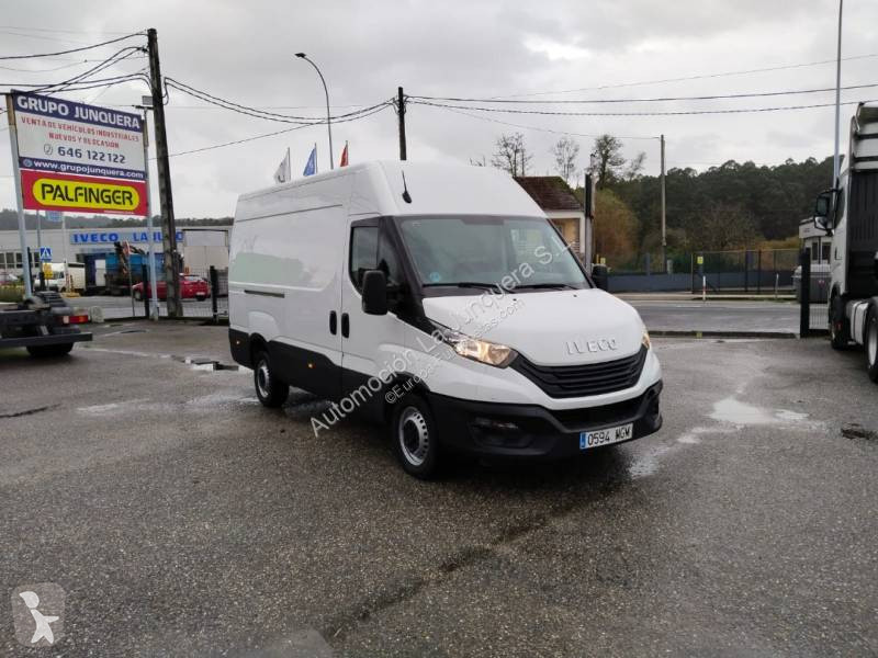 عربة نفعية Iveco