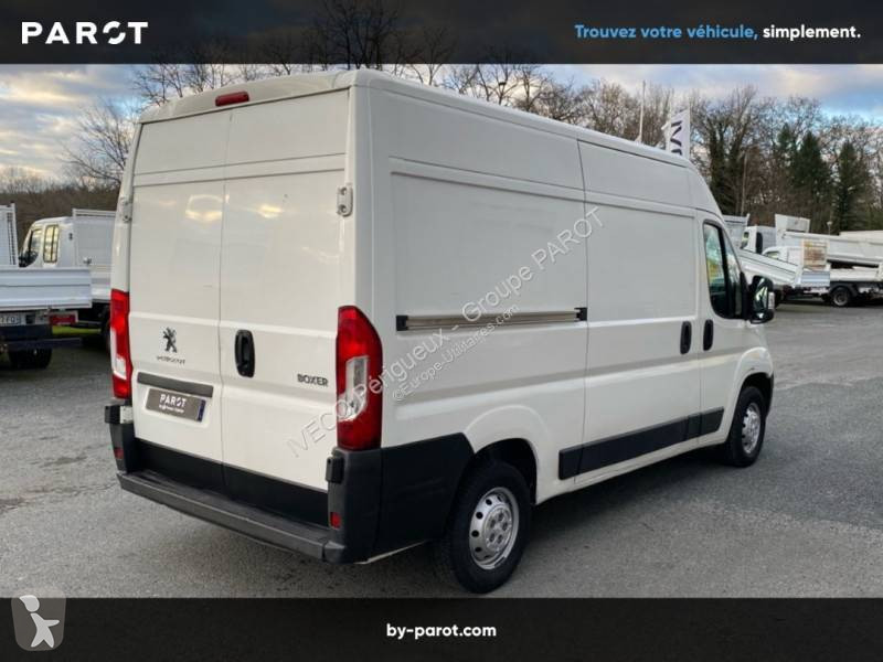 Véhicule utilitaire Peugeot