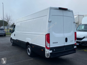 Caja cerrada Iveco