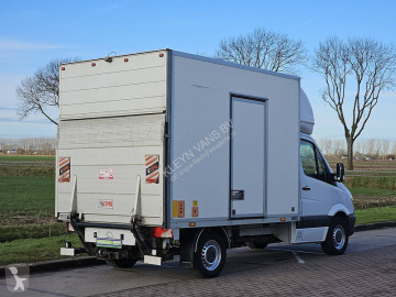 Caja cerrada Mercedes