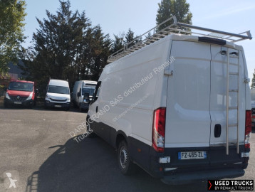 Fourgon Iveco