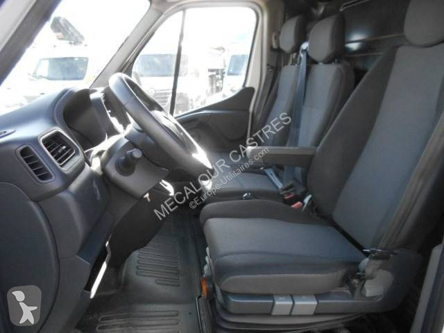 عربة نفعية Renault