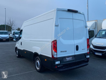 Fourgon Iveco