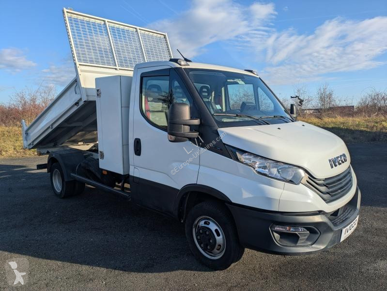 Véhicule utilitaire Iveco CCb 35C16H3.0...