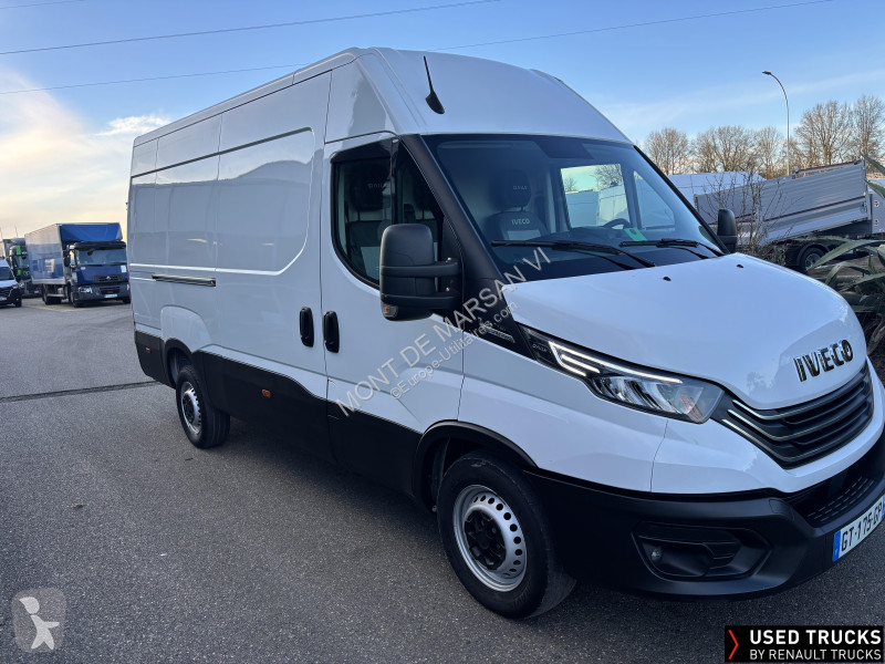 عربة نفعية Iveco