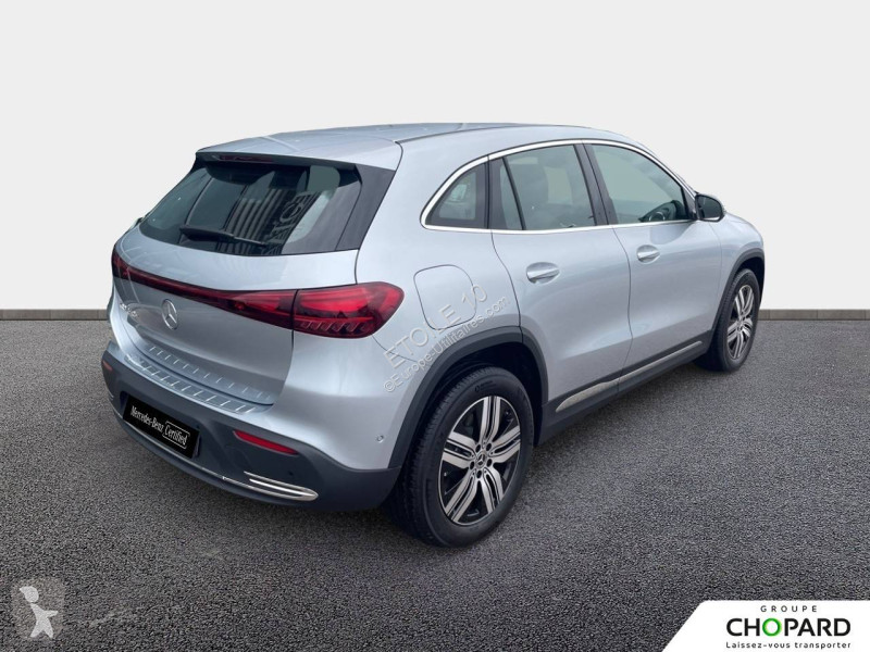 Лекотоварен автомобил Mercedes EQA 250+