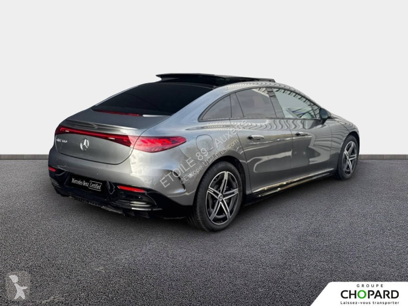 عربة نفعية Mercedes EQE 300