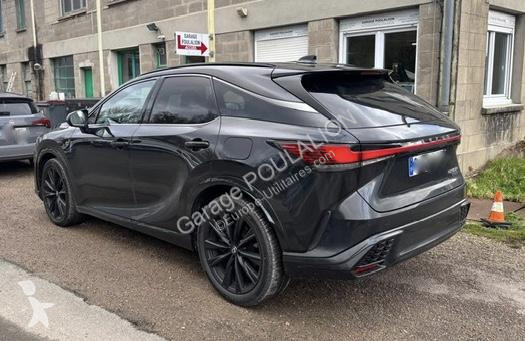 Samochód dostawczy Lexus 500H