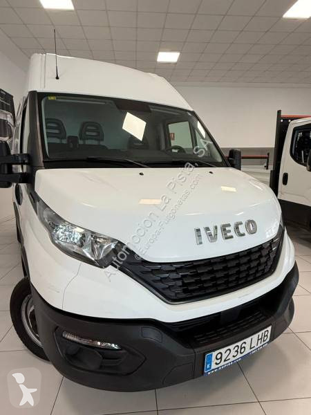 عربة نفعية Iveco