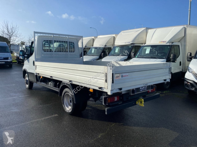 Furgoneta Iveco 35C16H3.0 empattement 4100 Tor