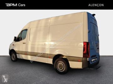 Fourgon Mercedes