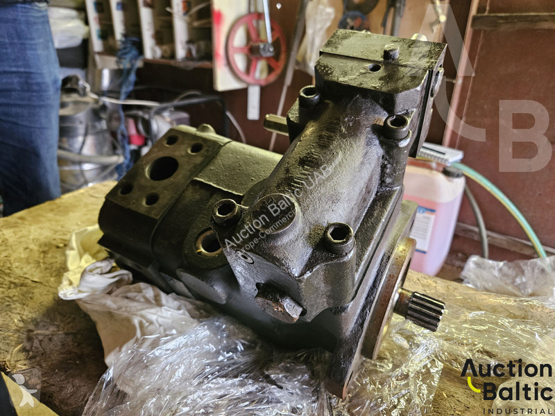 Furgoneta Volvo Hydraulic pumps for Volvo wheel...