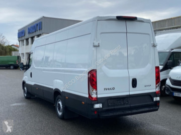 Fourgon Iveco