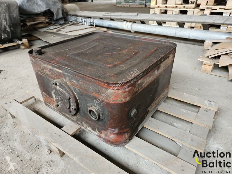 Furgoneta  oil tank