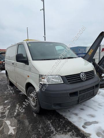 عربة نفعية Volkswagen T5