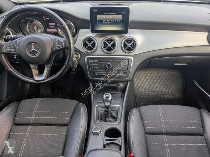 عربة نفعية Mercedes CLA SENSATION 200 D...