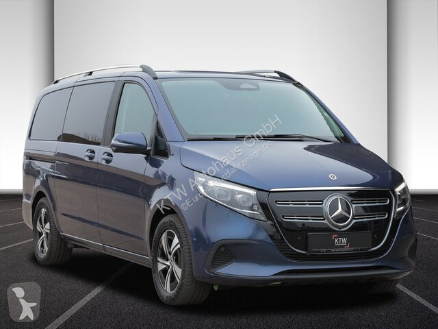 Mercedes EQV 300...