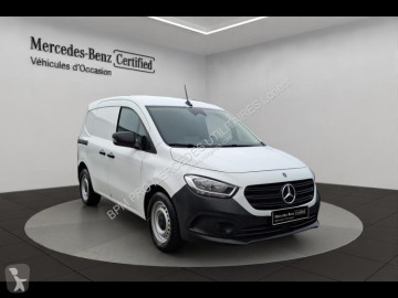 Furgon dostawczy Mercedes