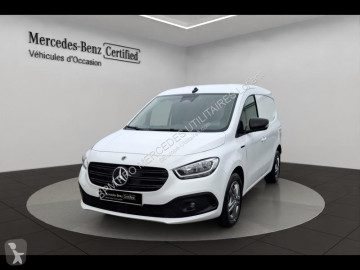 Fourgon Mercedes