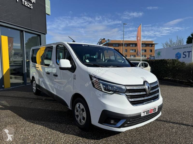 عربة نفعية Renault