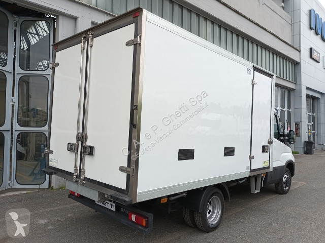 Samochód dostawczy Iveco Daily 35C16