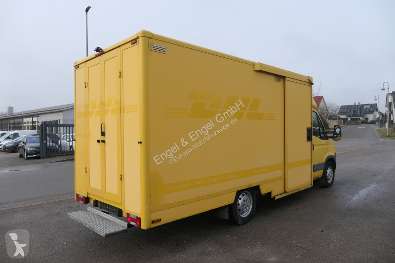 Iveco Daily 35 S11 C30C AUTOMATIK KAMERA Regale...