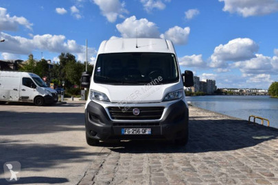 عربة نفعية مقفلة Fiat
