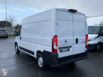 Fourgon Peugeot