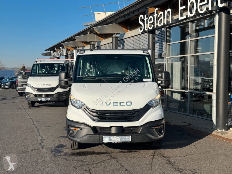 Iveco 35S14...