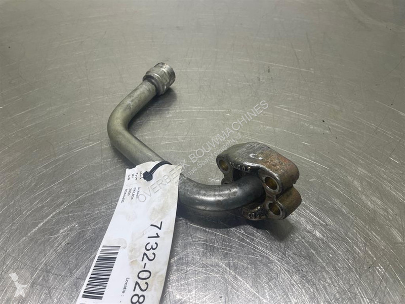 Véhicule utilitaire  SKL834-5260310195-Pipe...