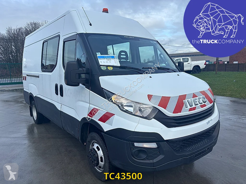 Iveco 35C15V12 Double cab 7 places Transporter