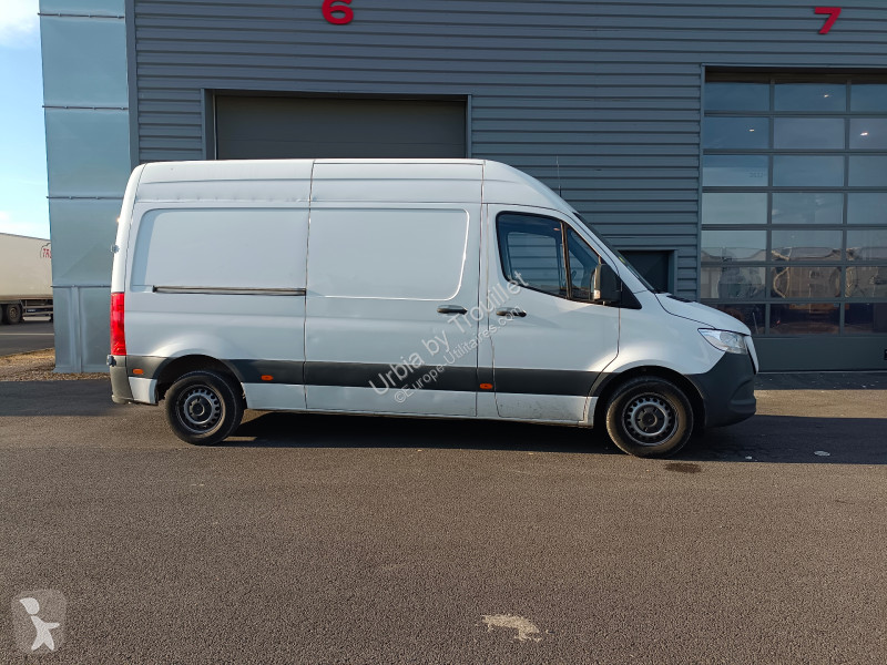 عربة نفعية Mercedes SPRINTER FOURGON