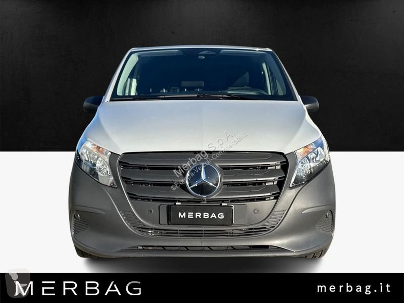 Furgoneta Mercedes 114 Furgone Compact