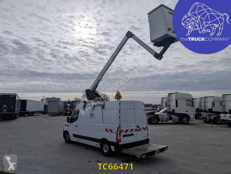 Samochód dostawczy Renault 145.35 nacelle