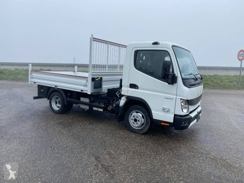 Samochód dostawczy Mitsubishi