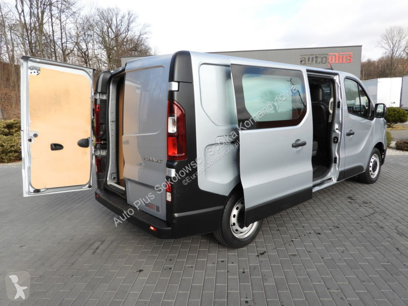 Лекотоварен автомобил Renault  TRAFIC