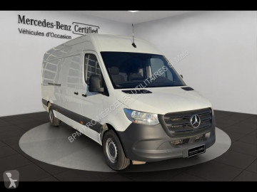 Fourgon Mercedes