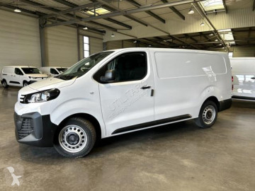 عربة نفعية مقفلة Peugeot