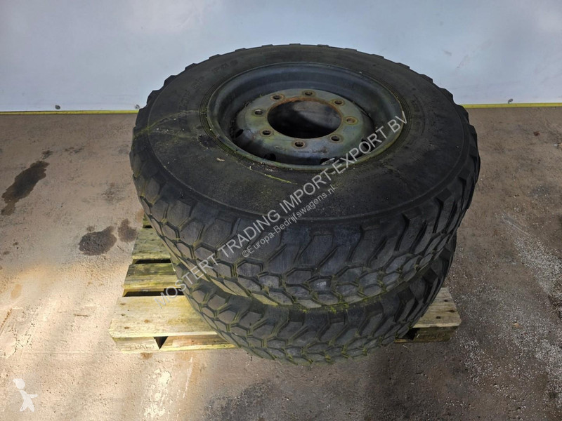 Samochód dostawczy Dunlop 12.5 R20 Dunlop 12.5...