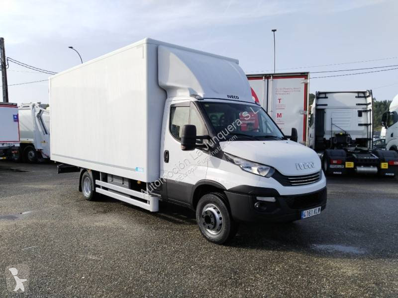 عربة نفعية Iveco