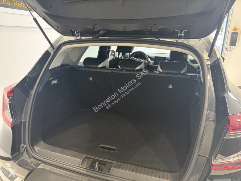Samochód dostawczy Renault (2) Intens E-TECH...