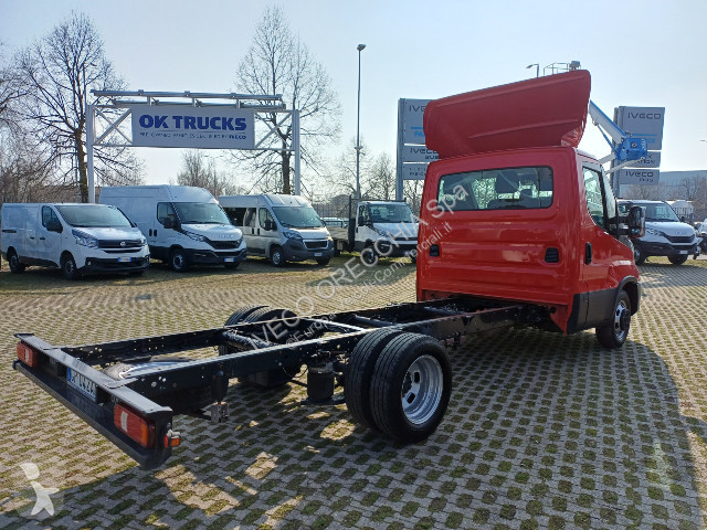 Veicolo commerciale Iveco DAILY 35C21 3.0 A8 -...