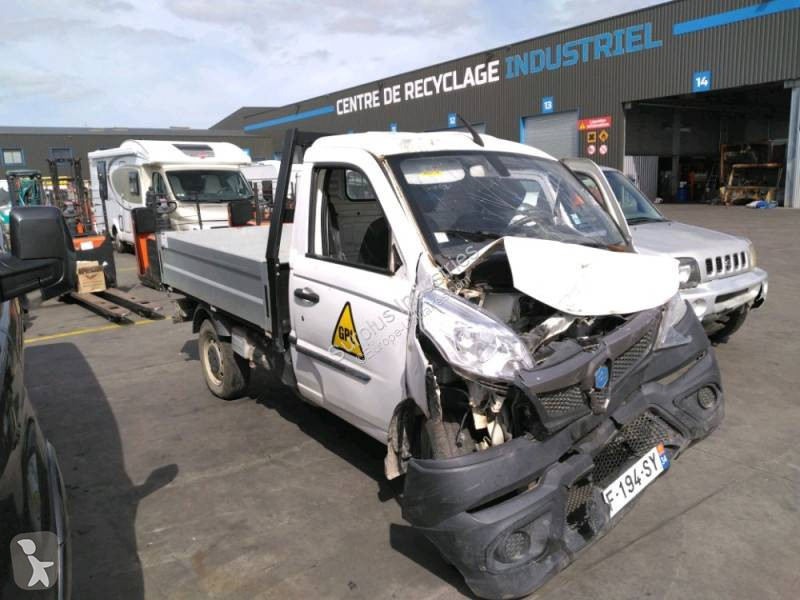 Véhicule utilitaire Piaggio