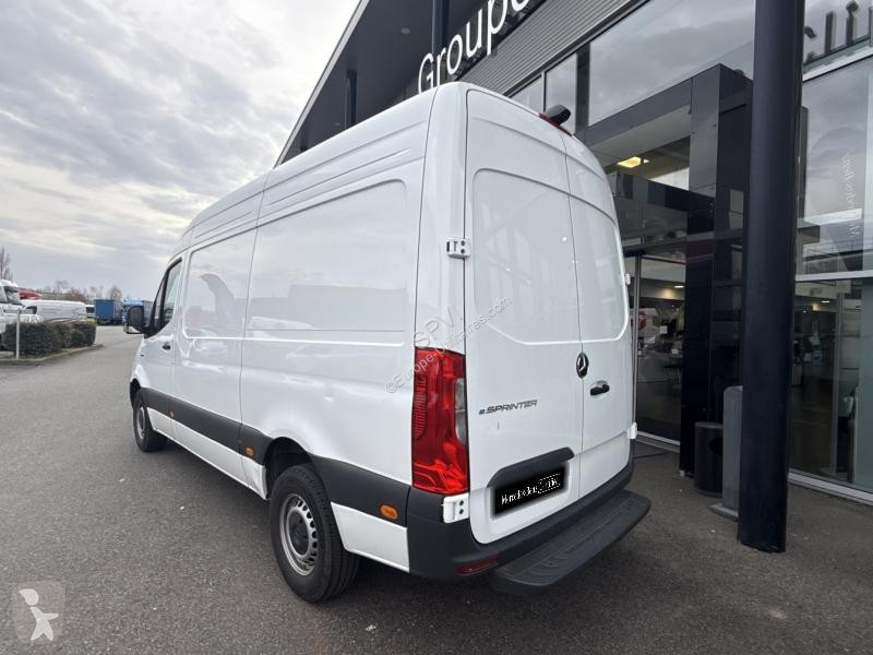 عربة نفعية Mercedes Sprinter Fg 314 37 3T5 Pro