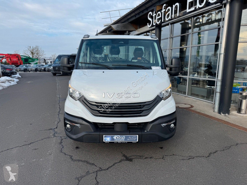 Nyttofordon Iveco 35S14 HA8 Fahrgestell...