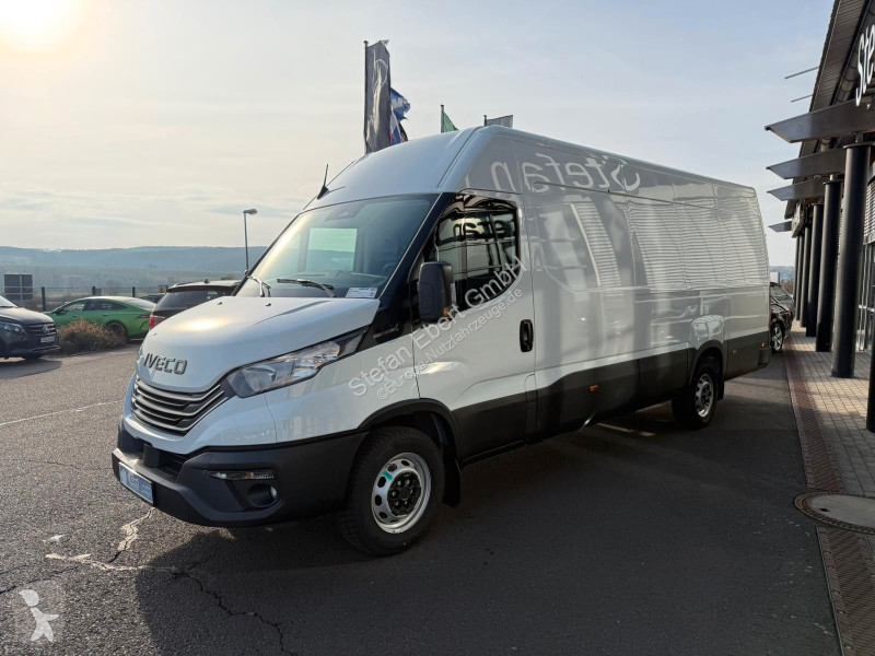 عربة نفعية Iveco 35S16 A8...